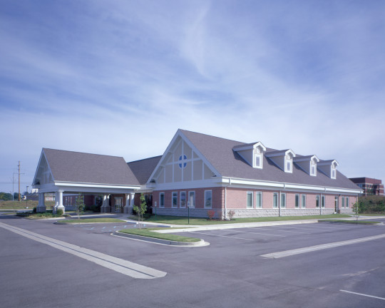 DeSoto, MS - 21,798-square-foot orthopedic clinic with offices, x-ray and physical therapy owned in partnership with Campbell Clinic